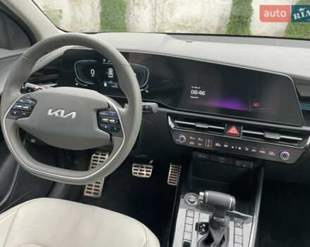 Білий Кіа Niro, об'ємом двигуна 1.6 л та пробігом 15 тис. км за 25900 $, фото 12 на Automoto.ua