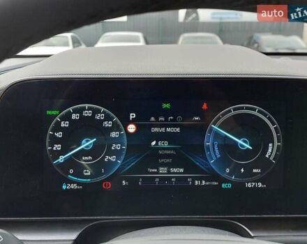 Білий Кіа Niro, об'ємом двигуна 0 л та пробігом 17 тис. км за 32000 $, фото 31 на Automoto.ua