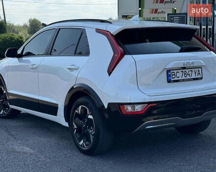 Білий Кіа Niro, об'ємом двигуна 0 л та пробігом 27 тис. км за 18700 $, фото 13 на Automoto.ua