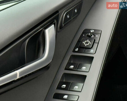 Киа Niro 2023 в Дрогобыче на Automoto.ua Белый Киа Niro, объемом двигателя 0 л и пробегом 57 тыс. км за 23850 $, фото 47 на Automoto.ua