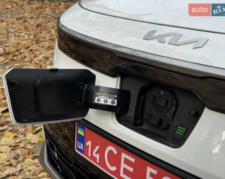 Білий Кіа Niro, об'ємом двигуна 0 л та пробігом 85 тис. км за 26899 $, фото 9 на Automoto.ua