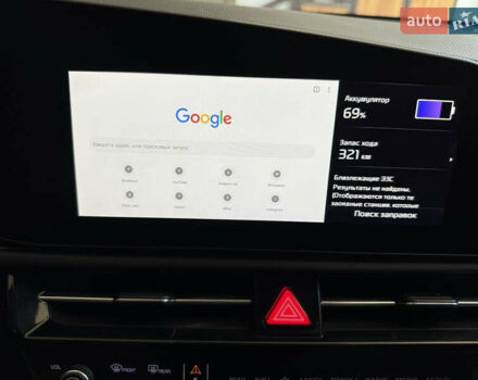 Киа Niro 2023 в Умани на Automoto.ua Белый Киа Niro, объемом двигателя 0 л и пробегом 83 тыс. км за 24600 $, фото 8 на Automoto.ua