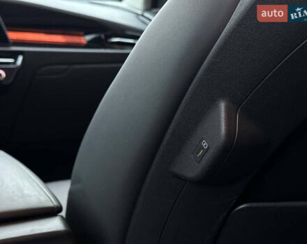 Білий Кіа Niro, об'ємом двигуна 0 л та пробігом 49 тис. км за 21500 $, фото 38 на Automoto.ua