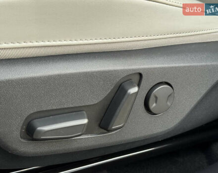 Білий Кіа Niro, об'ємом двигуна 0 л та пробігом 85 тис. км за 26899 $, фото 105 на Automoto.ua