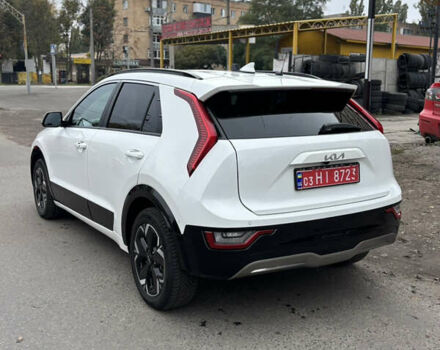 Киа Niro 2023 в Черкассах на Automoto.ua Белый Киа Niro, объемом двигателя 0 л и пробегом 81 тыс. км за 27400 $, фото 3 на Automoto.ua