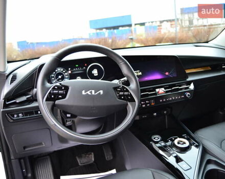 Белый Киа Niro, объемом двигателя 0 л и пробегом 33 тыс. км за 27999 $, фото 96 на Automoto.ua