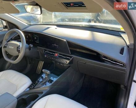 Білий Кіа Niro, об'ємом двигуна 1.6 л та пробігом 19 тис. км за 22900 $, фото 8 на Automoto.ua