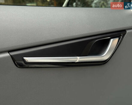 Білий Кіа Niro, об'ємом двигуна 0 л та пробігом 85 тис. км за 26899 $, фото 161 на Automoto.ua