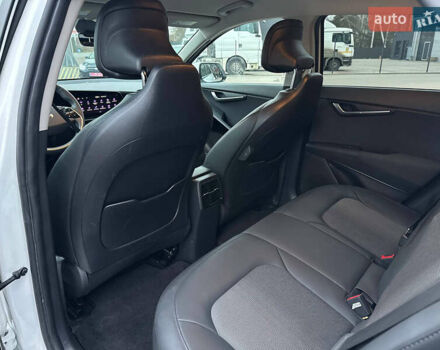 Білий Кіа Niro, об'ємом двигуна 0 л та пробігом 49 тис. км за 21500 $, фото 33 на Automoto.ua