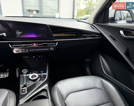 Белый Киа Niro, объемом двигателя 0 л и пробегом 24 тыс. км за 24700 $, фото 76 на Automoto.ua