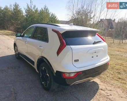 Белый Киа Niro, объемом двигателя 0 л и пробегом 64 тыс. км за 22000 $, фото 4 на Automoto.ua