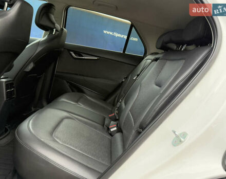 Киа Niro 2023 в Дрогобыче на Automoto.ua Белый Киа Niro, объемом двигателя 0 л и пробегом 57 тыс. км за 23850 $, фото 97 на Automoto.ua