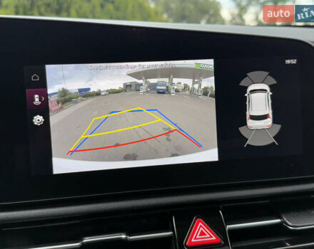 Киа Niro 2023 в Дрогобыче на Automoto.ua Белый Киа Niro, объемом двигателя 0 л и пробегом 57 тыс. км за 23850 $, фото 65 на Automoto.ua