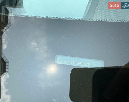 Білий Кіа Niro, об'ємом двигуна 0 л та пробігом 81 тис. км за 24450 $, фото 71 на Automoto.ua