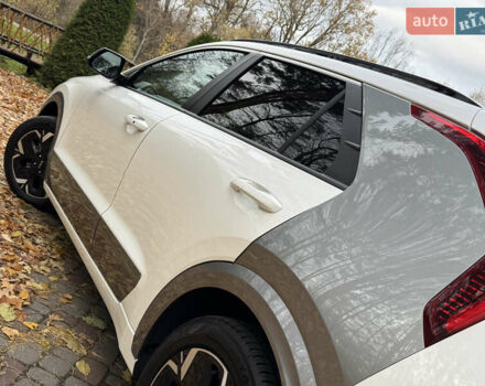 Білий Кіа Niro, об'ємом двигуна 0 л та пробігом 85 тис. км за 26899 $, фото 92 на Automoto.ua