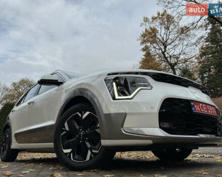 Білий Кіа Niro, об'ємом двигуна 0 л та пробігом 85 тис. км за 26899 $, фото 41 на Automoto.ua