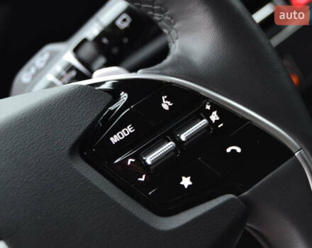 Белый Киа Niro, объемом двигателя 0 л и пробегом 33 тыс. км за 27999 $, фото 89 на Automoto.ua