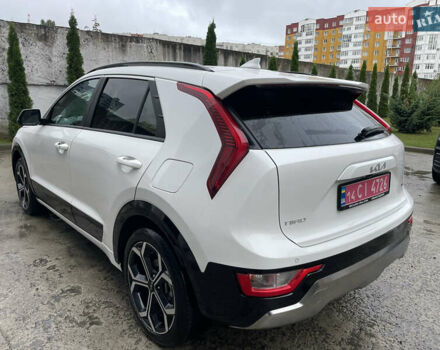 Білий Кіа Niro, об'ємом двигуна 1.6 л та пробігом 15 тис. км за 25900 $, фото 3 на Automoto.ua