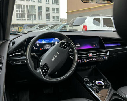Белый Киа Niro, объемом двигателя 0 л и пробегом 120 тыс. км за 20000 $, фото 19 на Automoto.ua