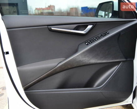 Белый Киа Niro, объемом двигателя 0 л и пробегом 33 тыс. км за 27999 $, фото 86 на Automoto.ua