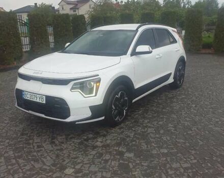 Білий Кіа Niro, об'ємом двигуна 0 л та пробігом 31 тис. км за 23500 $, фото 1 на Automoto.ua