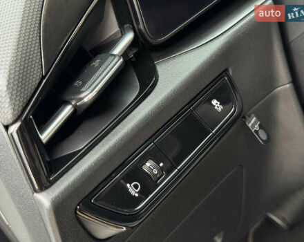 Білий Кіа Niro, об'ємом двигуна 0 л та пробігом 85 тис. км за 26899 $, фото 111 на Automoto.ua