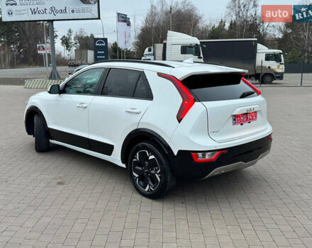 Білий Кіа Niro, об'ємом двигуна 0 л та пробігом 49 тис. км за 21500 $, фото 6 на Automoto.ua