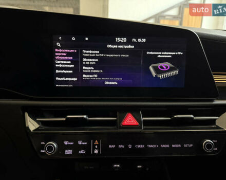 Киа Niro 2023 в Умани на Automoto.ua Белый Киа Niro, объемом двигателя 0 л и пробегом 83 тыс. км за 24600 $, фото 12 на Automoto.ua