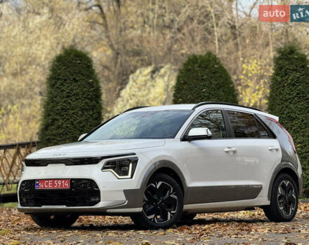 Білий Кіа Niro, об'ємом двигуна 0 л та пробігом 85 тис. км за 26899 $, фото 3 на Automoto.ua