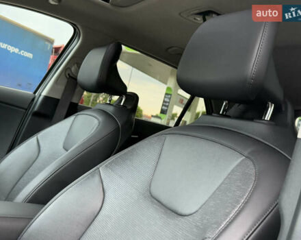 Киа Niro 2023 в Дрогобыче на Automoto.ua Белый Киа Niro, объемом двигателя 0 л и пробегом 57 тыс. км за 23850 $, фото 52 на Automoto.ua