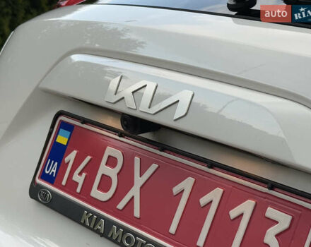 Киа Niro 2023 в Дрогобыче на Automoto.ua Белый Киа Niro, объемом двигателя 0 л и пробегом 57 тыс. км за 23850 $, фото 34 на Automoto.ua
