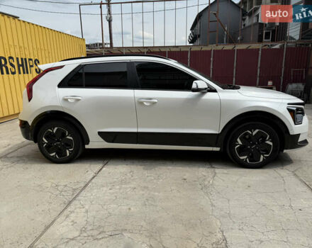 Белый Киа Niro, объемом двигателя 0 л и пробегом 59 тыс. км за 24900 $, фото 5 на Automoto.ua