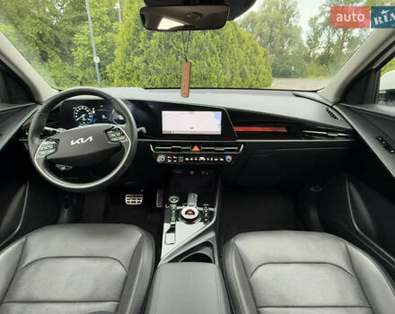 Киа Niro 2023 в Дрогобыче на Automoto.ua Белый Киа Niro, объемом двигателя 0 л и пробегом 57 тыс. км за 23850 $, фото 101 на Automoto.ua