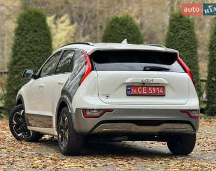 Білий Кіа Niro, об'ємом двигуна 0 л та пробігом 85 тис. км за 26899 $, фото 78 на Automoto.ua