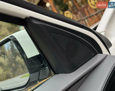 Білий Кіа Niro, об'ємом двигуна 0 л та пробігом 85 тис. км за 26899 $, фото 102 на Automoto.ua