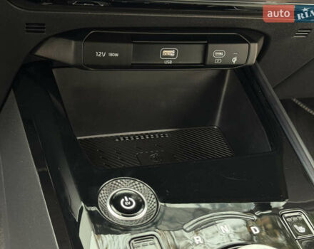 Білий Кіа Niro, об'ємом двигуна 0 л та пробігом 85 тис. км за 26899 $, фото 138 на Automoto.ua