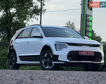 Киа Niro 2023 в Дрогобыче на Automoto.ua Белый Киа Niro, объемом двигателя 0 л и пробегом 57 тыс. км за 23850 $, фото 1 на Automoto.ua