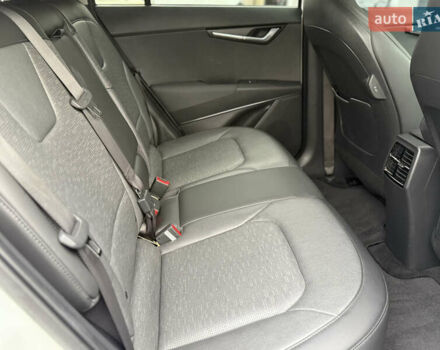 Белый Киа Niro, объемом двигателя 0 л и пробегом 24 тыс. км за 24700 $, фото 99 на Automoto.ua