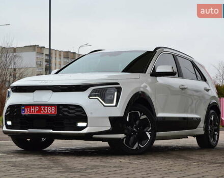 Белый Киа Niro, объемом двигателя 0 л и пробегом 33 тыс. км за 27999 $, фото 5 на Automoto.ua