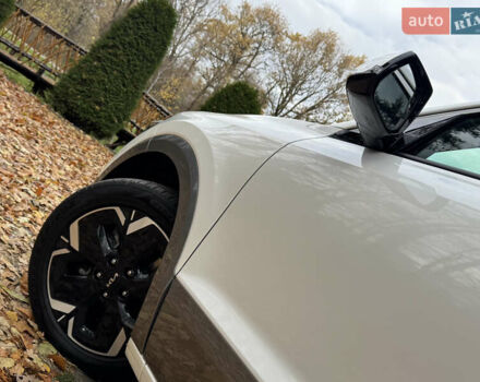 Білий Кіа Niro, об'ємом двигуна 0 л та пробігом 85 тис. км за 26899 $, фото 95 на Automoto.ua