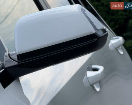 Киа Niro 2023 в Дрогобыче на Automoto.ua Белый Киа Niro, объемом двигателя 0 л и пробегом 57 тыс. км за 23850 $, фото 18 на Automoto.ua