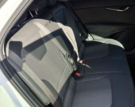 Белый Киа Niro, объемом двигателя 0 л и пробегом 28 тыс. км за 20499 $, фото 19 на Automoto.ua