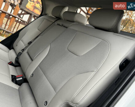 Білий Кіа Niro, об'ємом двигуна 0 л та пробігом 85 тис. км за 26899 $, фото 165 на Automoto.ua