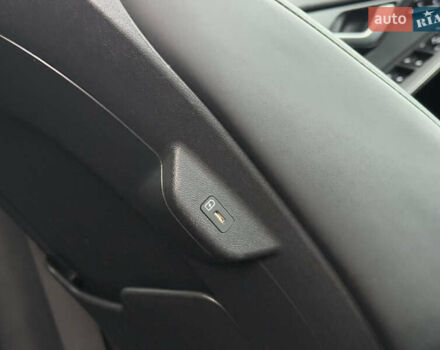 Киа Niro 2023 в Дрогобыче на Automoto.ua Белый Киа Niro, объемом двигателя 0 л и пробегом 57 тыс. км за 23850 $, фото 92 на Automoto.ua