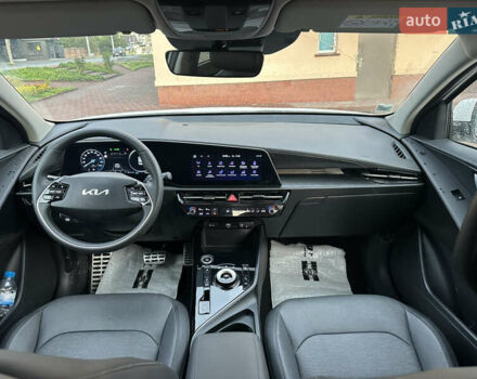 Кіа Niro 2023 у Києві на Automoto.ua Білий Кіа Niro, об'ємом двигуна 0 л та пробігом 1 тис. км за 27999 $, фото 10 на Automoto.ua