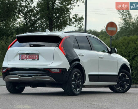 Киа Niro 2023 в Дрогобыче на Automoto.ua Белый Киа Niro, объемом двигателя 0 л и пробегом 57 тыс. км за 23850 $, фото 22 на Automoto.ua