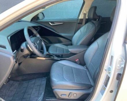 Белый Киа Niro, объемом двигателя 0 л и пробегом 20 тыс. км за 16000 $, фото 8 на Automoto.ua