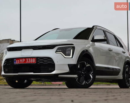 Белый Киа Niro, объемом двигателя 0 л и пробегом 33 тыс. км за 27999 $, фото 6 на Automoto.ua