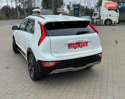 Білий Кіа Niro, об'ємом двигуна 0 л та пробігом 49 тис. км за 21500 $, фото 9 на Automoto.ua
