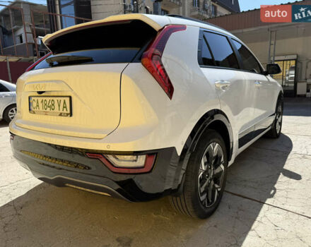 Киа Niro 2023 в Умани на Automoto.ua Белый Киа Niro, объемом двигателя 0 л и пробегом 83 тыс. км за 24600 $, фото 1 на Automoto.ua